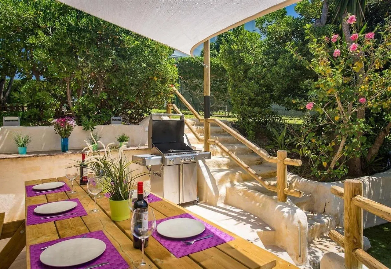 Casa Eucalyptus Family Home Estepona